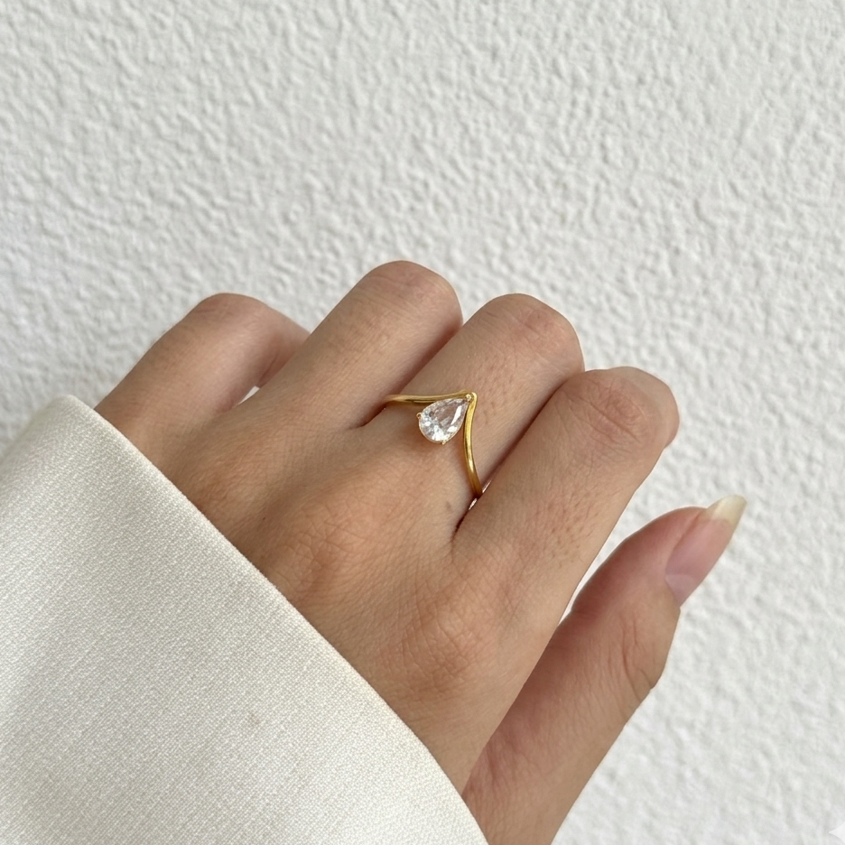 Pear Ring
