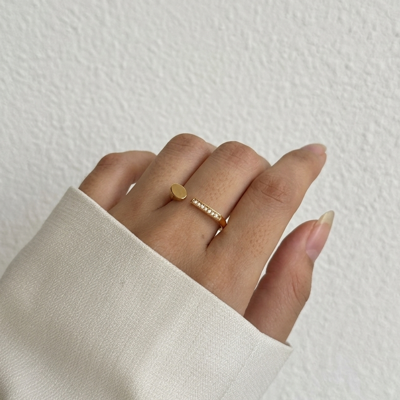 Zora Ring (adjustable)