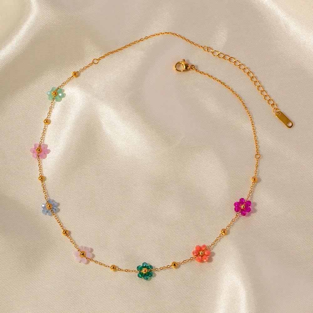 Lily Necklace