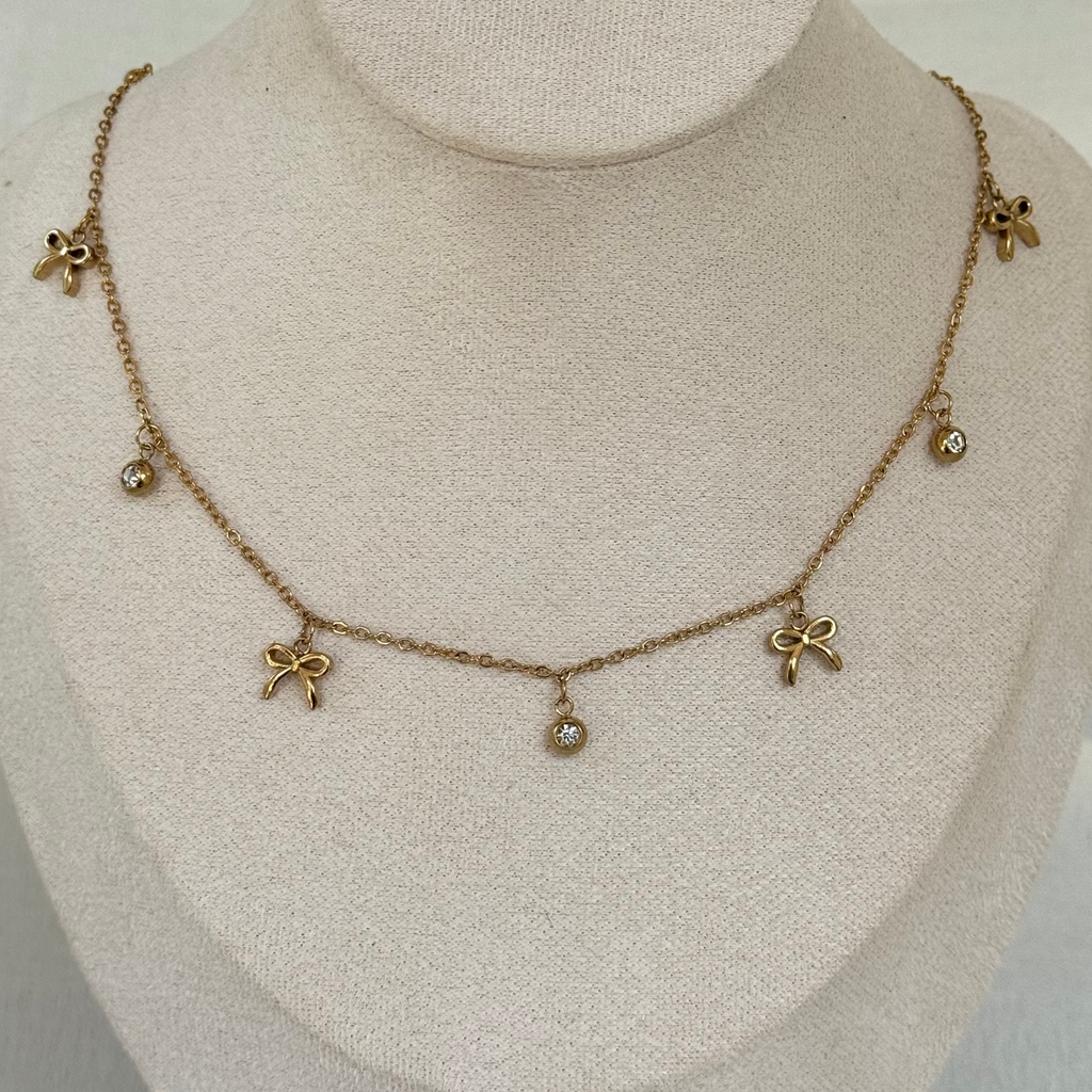 Elle Bow Necklace