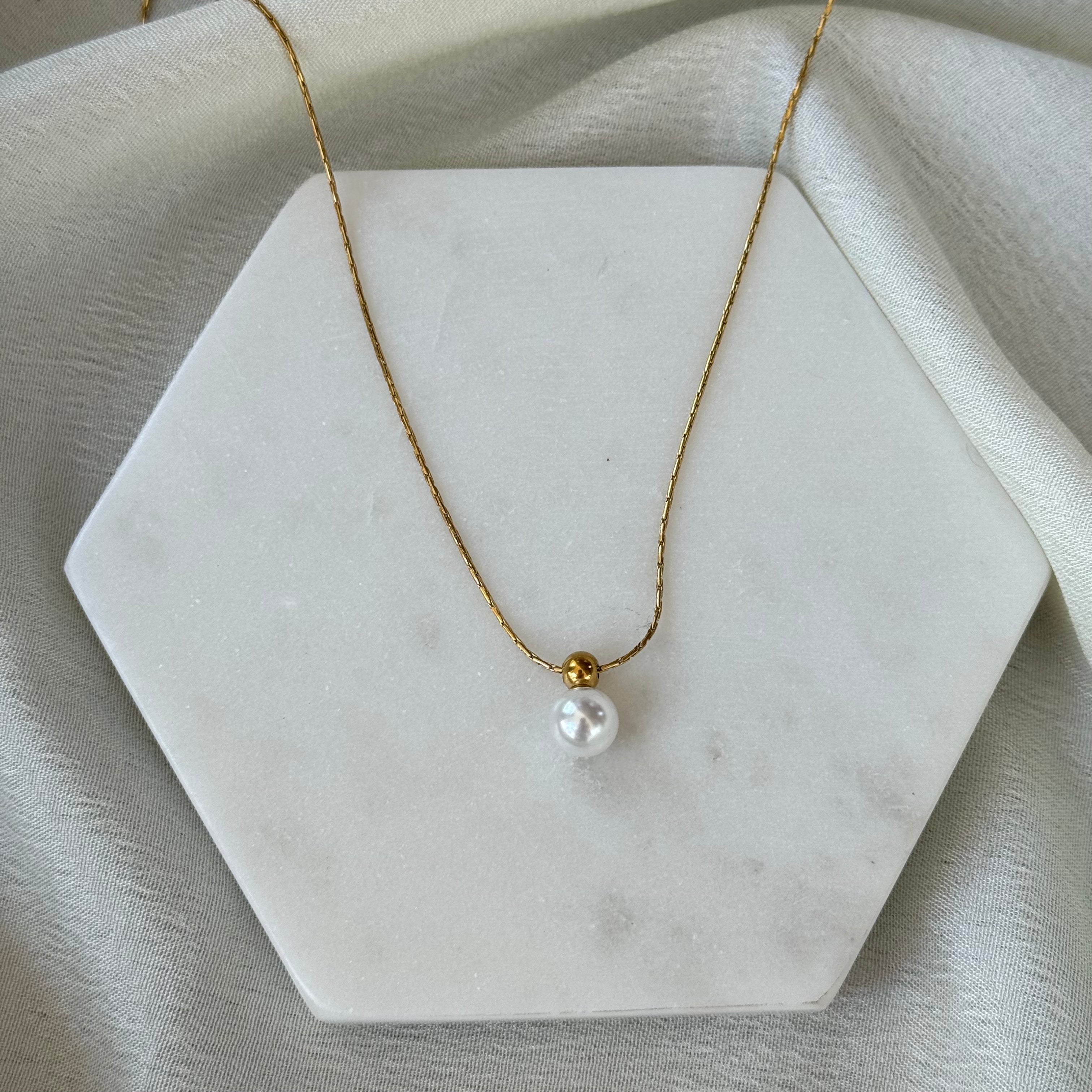 Ivory Pearl Necklace