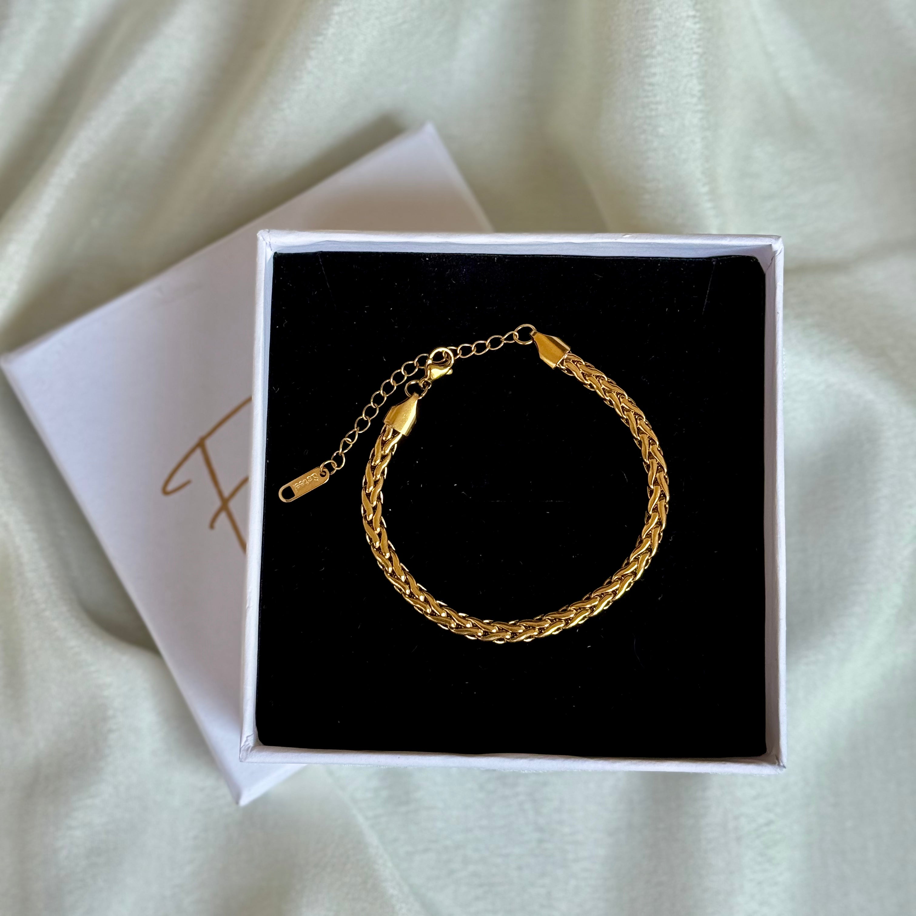 Carla Unisex Bracelet