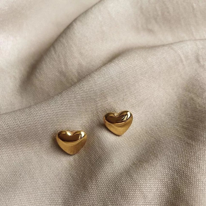 Dainty Heart Studs