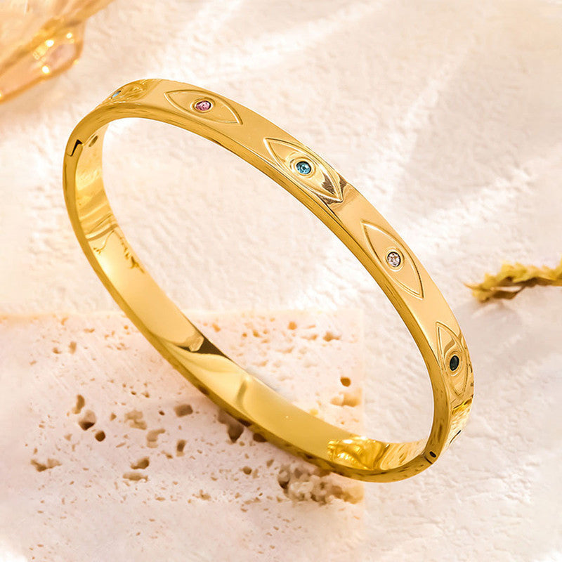 Golden Gaze Bracelet