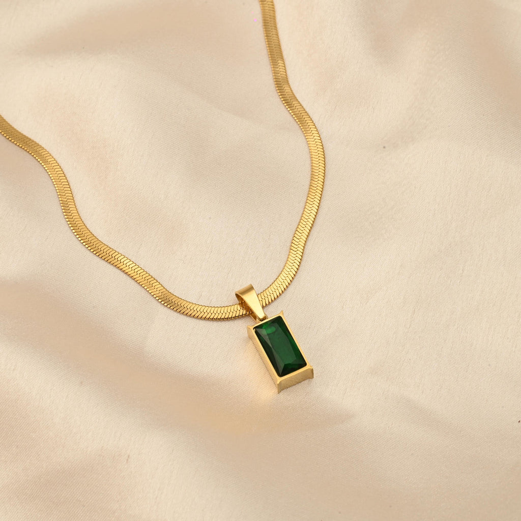 Anne Emerald Necklace