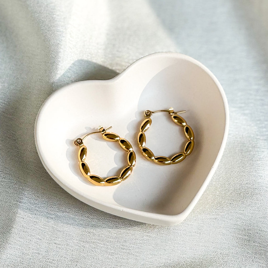 Liza Hoops