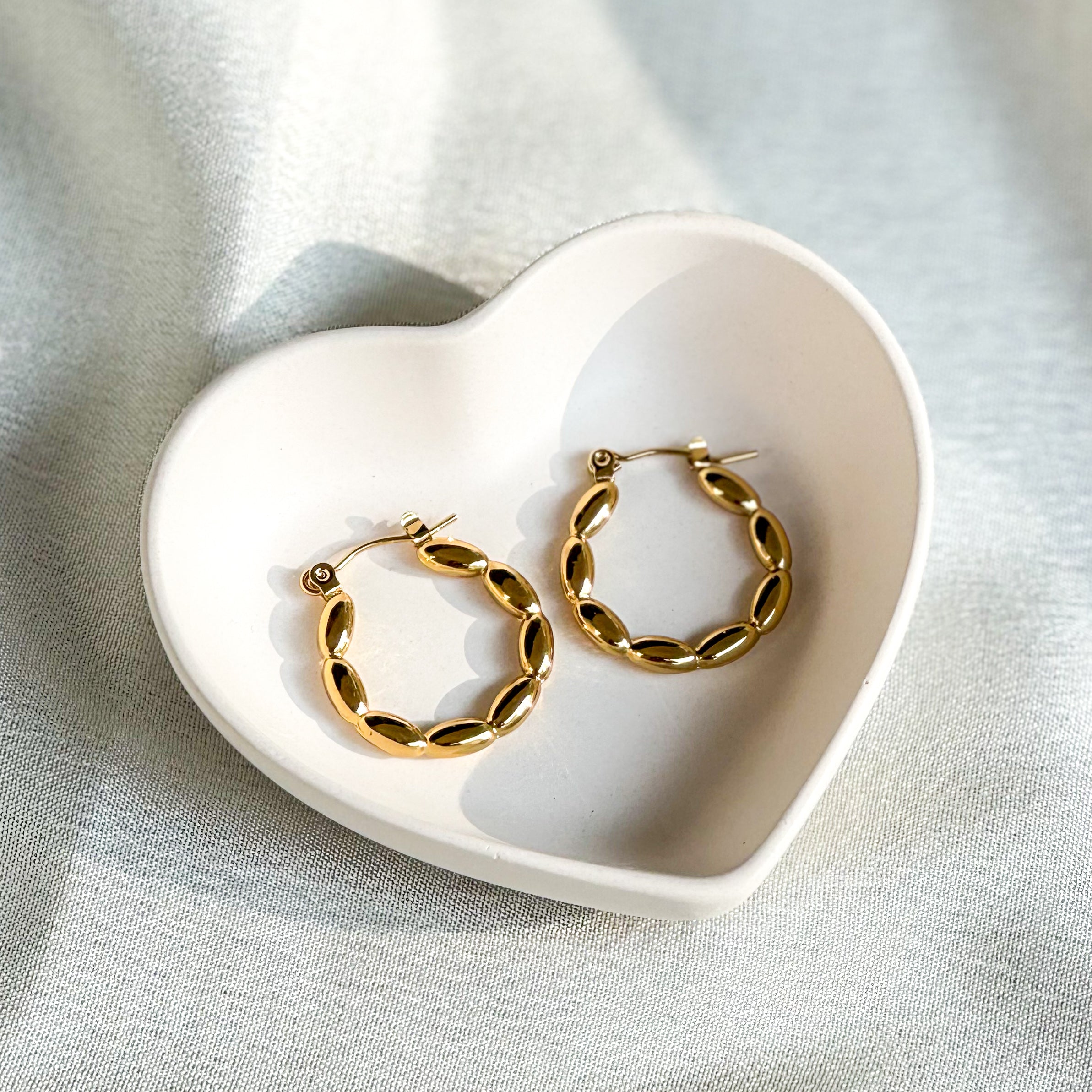 Liza Hoops