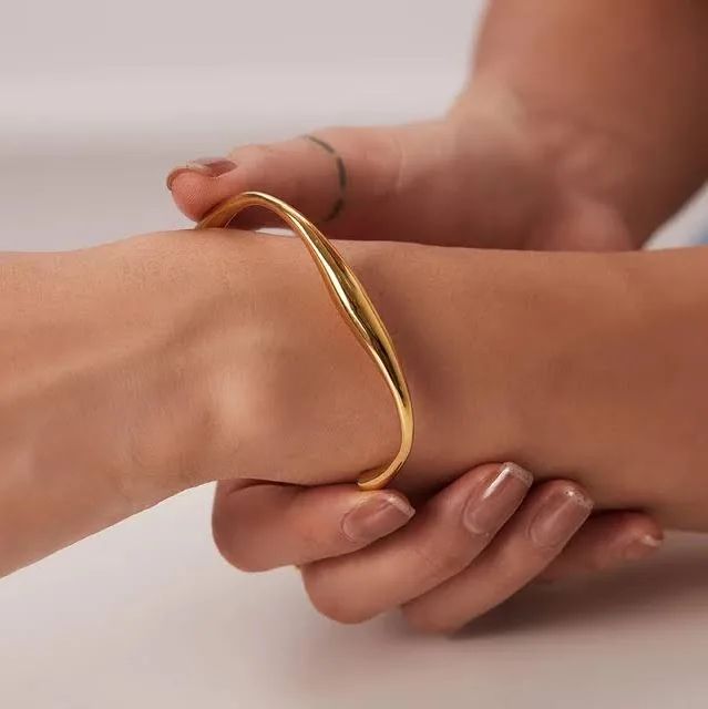 Leher Cuff Bracelet